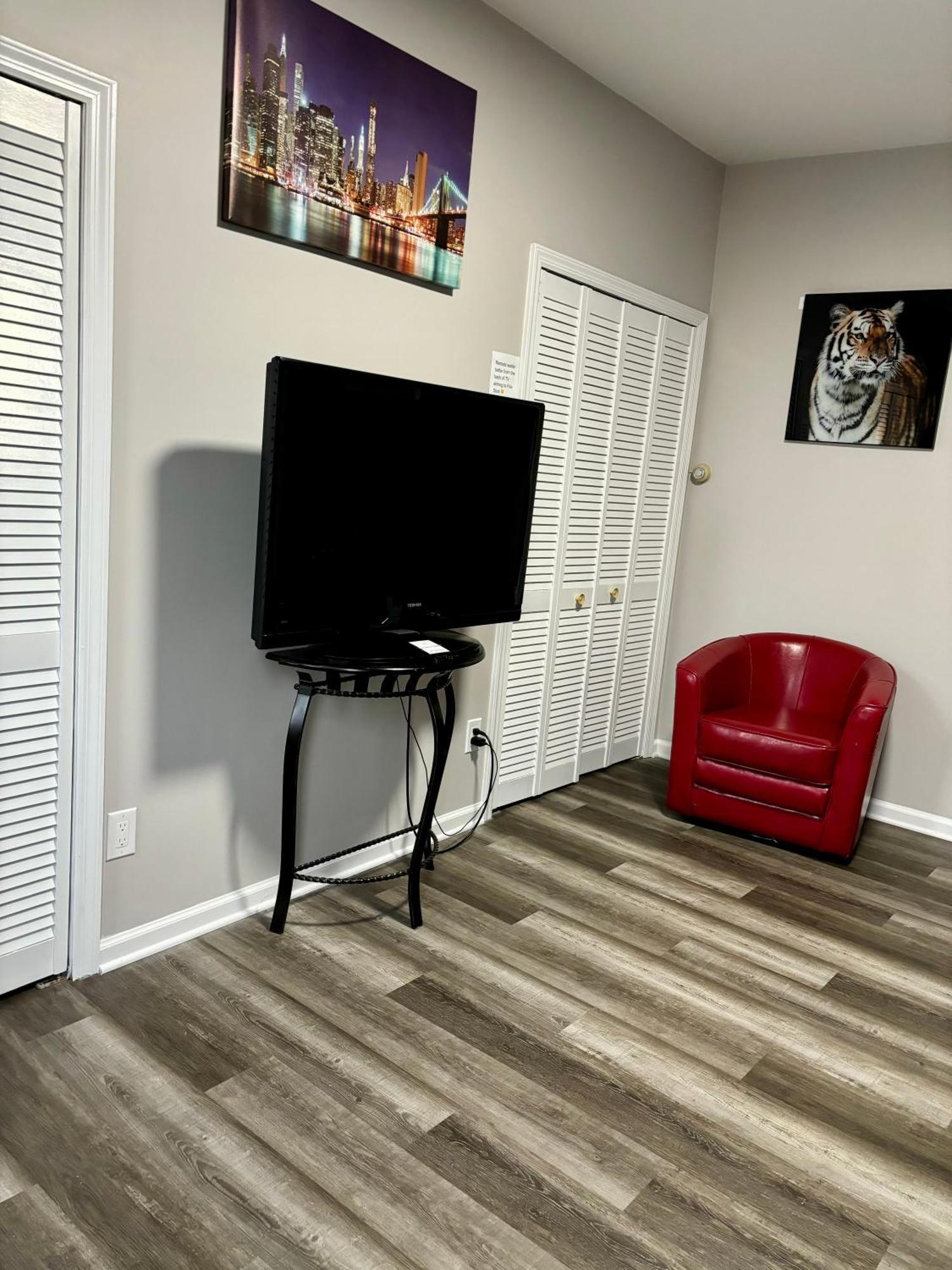Iron Bound Gem Apartment Newark Bagian luar foto