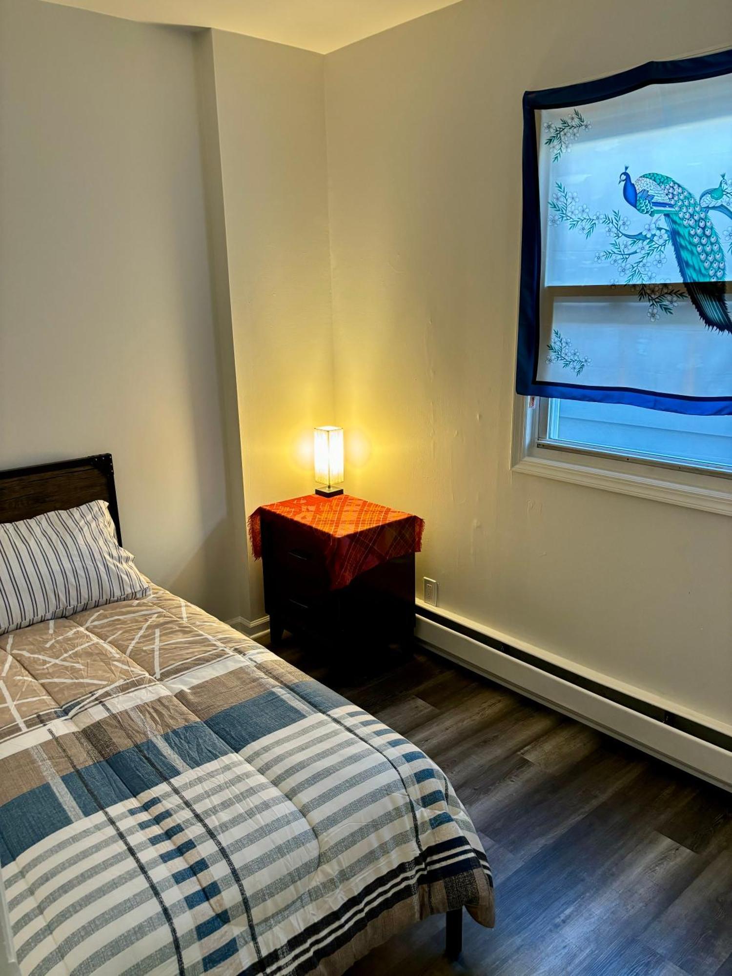 Iron Bound Gem Apartment Newark Bagian luar foto