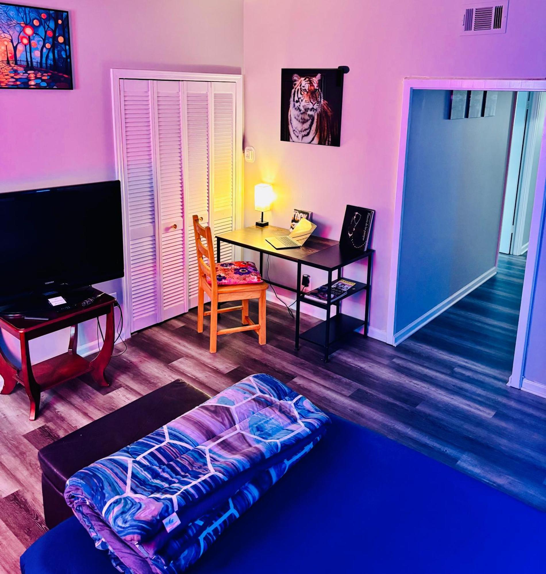 Iron Bound Gem Apartment Newark Bagian luar foto